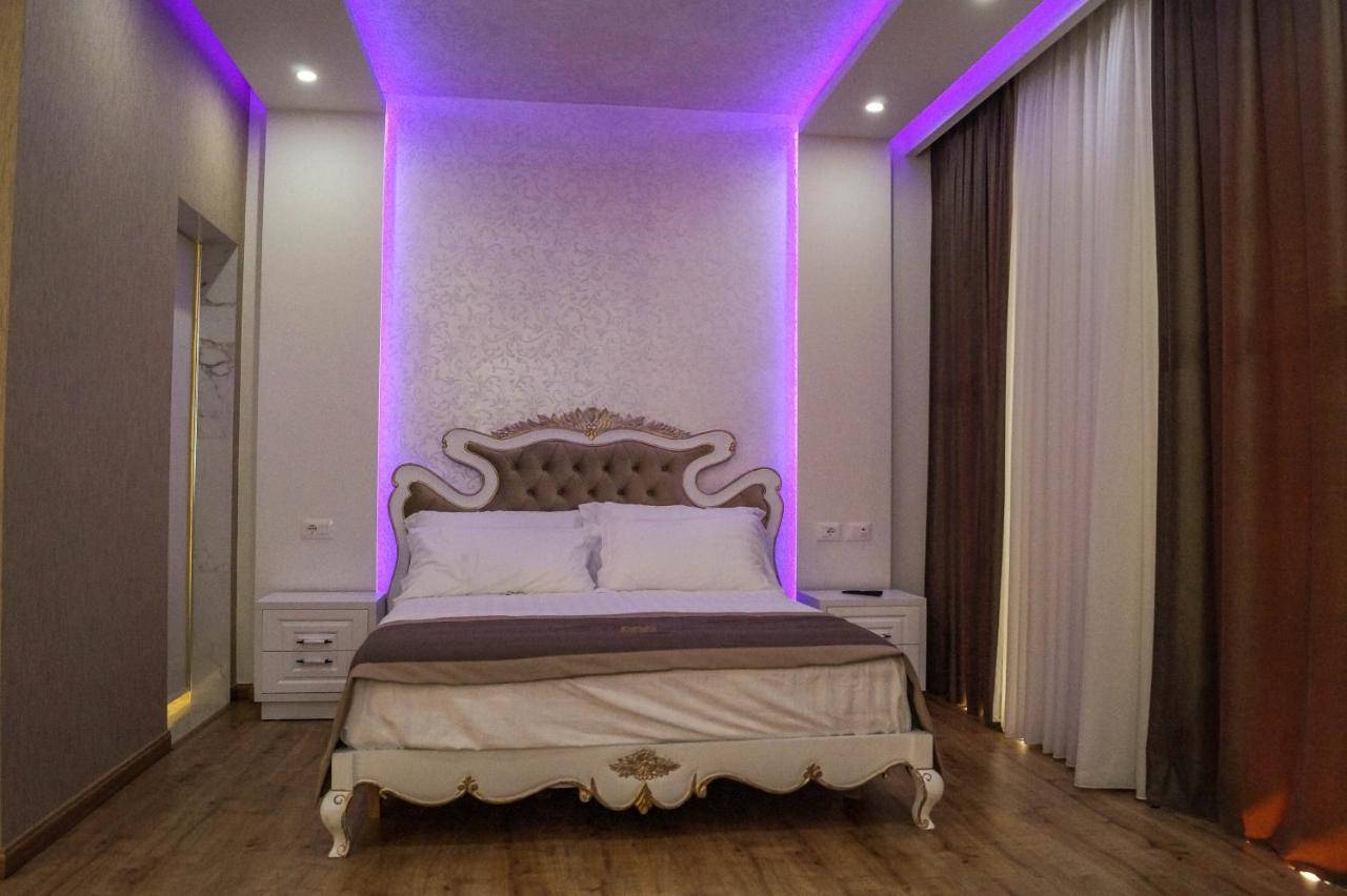 Red Hill Hotel Tirana Exterior foto