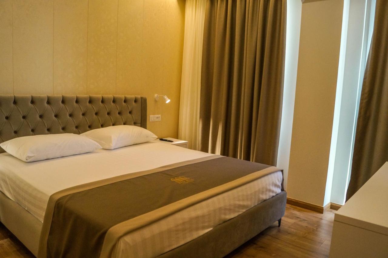 Red Hill Hotel Tirana Exterior foto