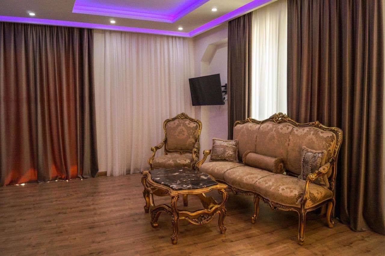 Red Hill Hotel Tirana Exterior foto